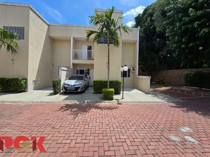 Foto 1 de Casa de Condomínio com 2 quartos à venda, 95m2 em Valinhos - SP