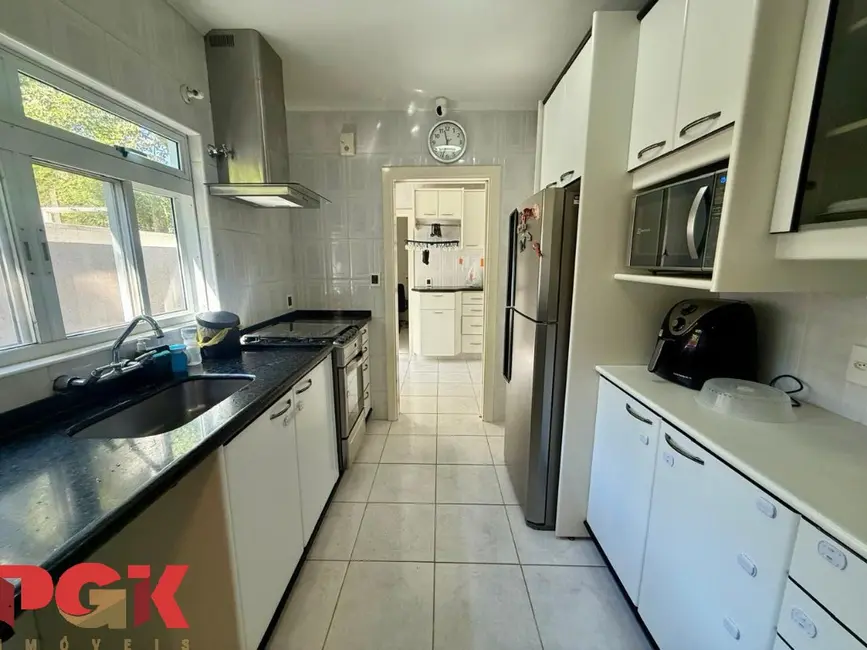 Foto 4 de Casa com 4 quartos à venda, 450m2 em Vinhedo - SP