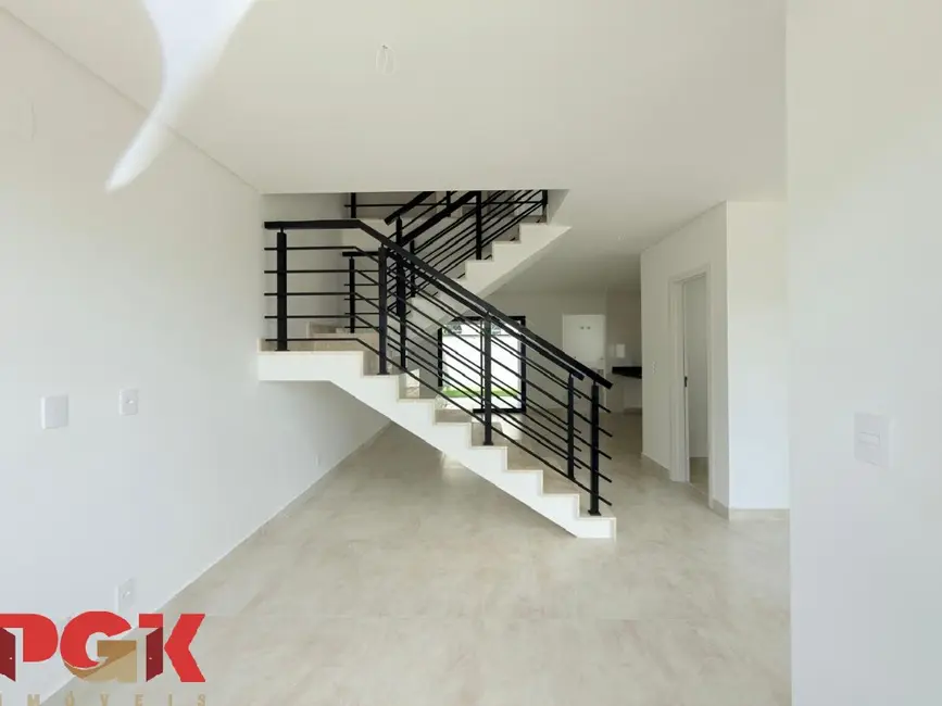 Foto 4 de Casa de Condomínio com 3 quartos à venda, 137m2 em Vinhedo - SP