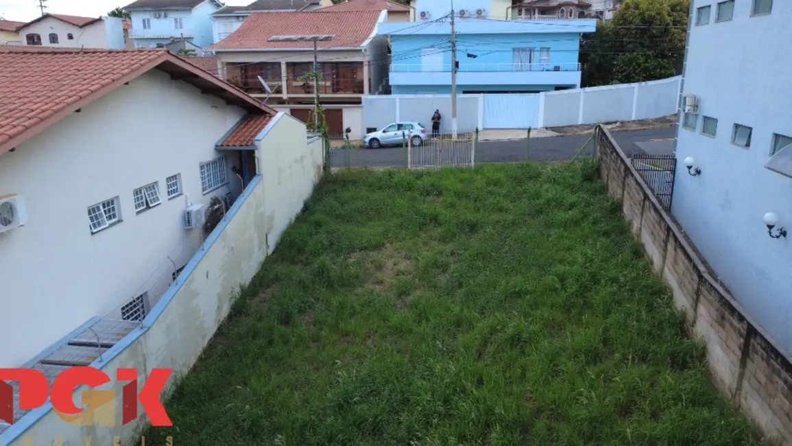 Foto 2 de Terreno / Lote à venda, 300m2 em Vinhedo - SP