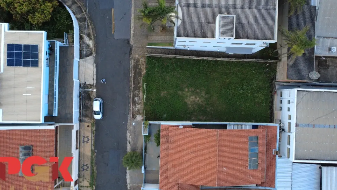 Foto 1 de Terreno / Lote à venda, 300m2 em Vinhedo - SP