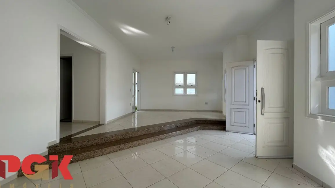 Foto 8 de Casa de Condomínio com 4 quartos à venda, 212m2 em Vinhedo - SP