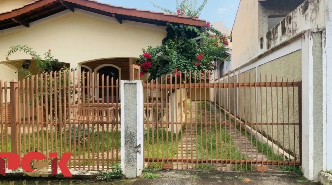 Foto 3 de Casa com 3 quartos à venda, 208m2 em Vinhedo - SP