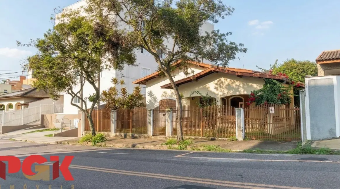 Foto 1 de Casa com 3 quartos à venda, 208m2 em Vinhedo - SP