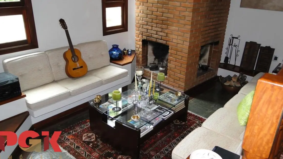 Foto 9 de Casa de Condomínio com 4 quartos à venda e para alugar, 370m2 em Vinhedo - SP