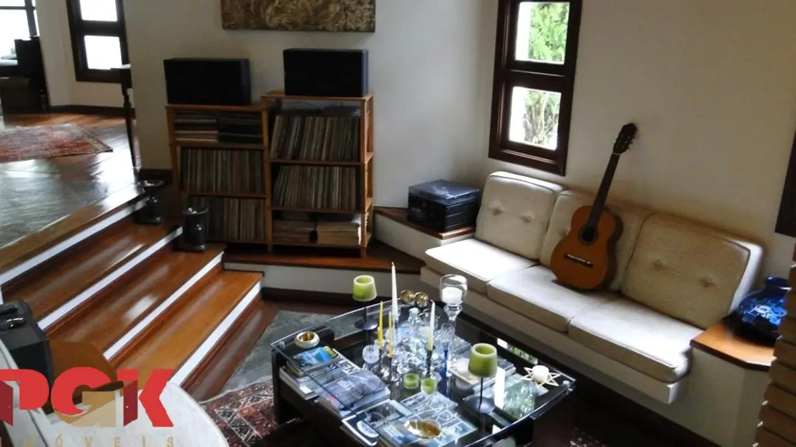 Foto 6 de Casa de Condomínio com 4 quartos à venda e para alugar, 370m2 em Vinhedo - SP