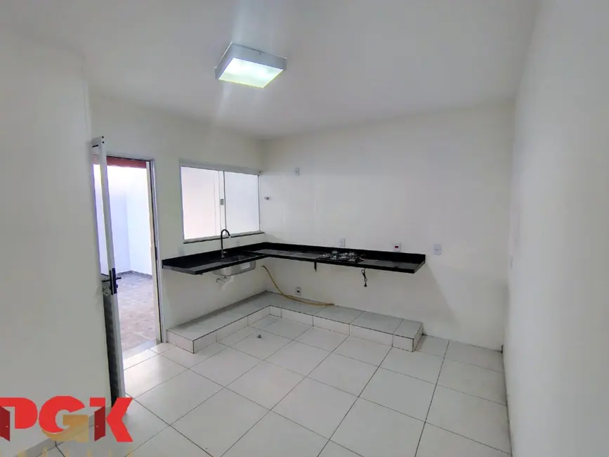 Foto 5 de Casa de Condomínio com 2 quartos à venda, 74m2 em Vinhedo - SP