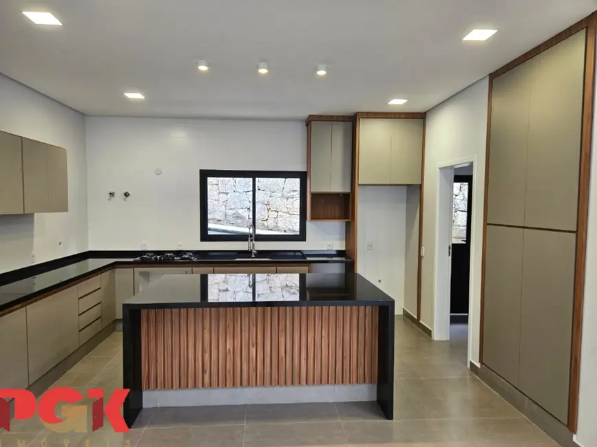 Foto 7 de Casa de Condomínio com 3 quartos para alugar, 200m2 em Louveira - SP