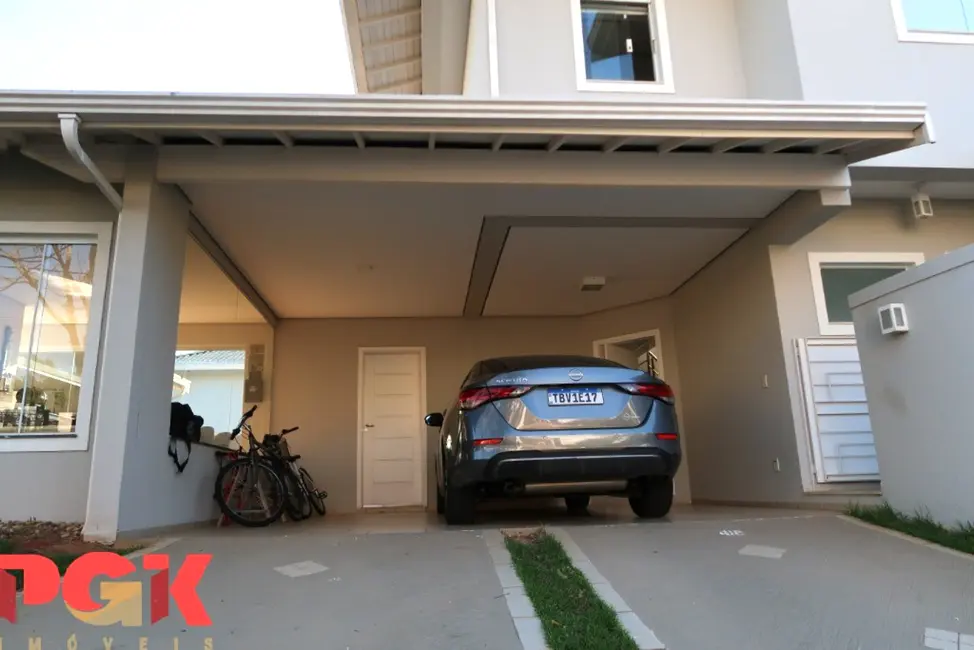Casa de Condomínio com 4 quartos à venda, 282m2 em Vinhedo - SP - imagem 4 Foto 4 de Casa de Condomínio com 4 quartos à venda, 282m2 em Vinhedo - SP