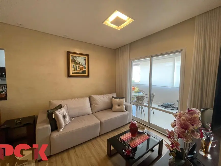 Foto 5 de Apartamento com 3 quartos à venda, 107m2 em Vinhedo - SP