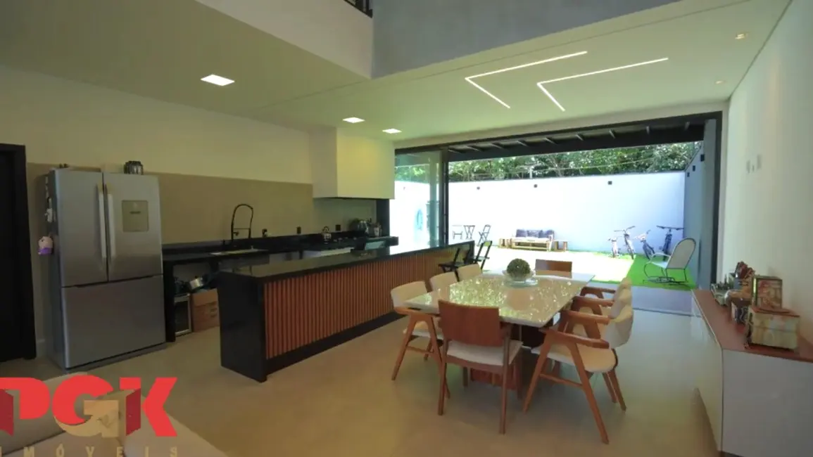 Foto 8 de Casa com 3 quartos à venda, 232m2 em Vinhedo - SP