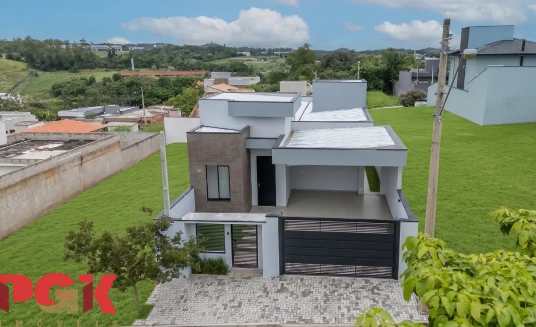 Casa com 3 quartos à venda, 144m2 em Louveira - SP - imagem 1 Foto 1 de Casa com 3 quartos à venda, 144m2 em Louveira - SP