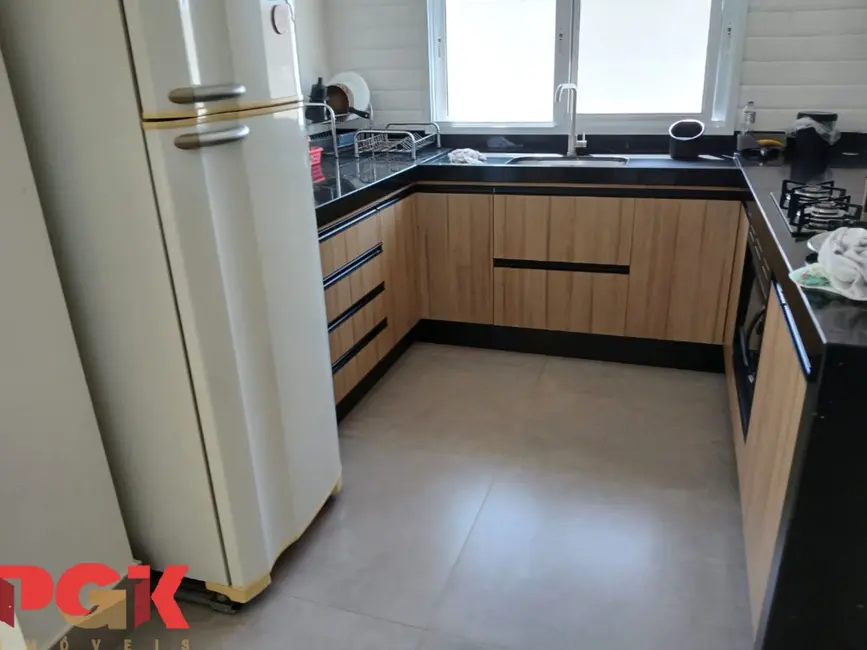 Casa com 3 quartos à venda, 165m2 em Vinhedo - SP - imagem 7 Foto 7 de Casa com 3 quartos à venda, 165m2 em Vinhedo - SP