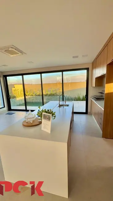 Foto 3 de Casa de Condomínio com 3 quartos à venda, 227m2 em Jardim Rosália II, Campinas - SP