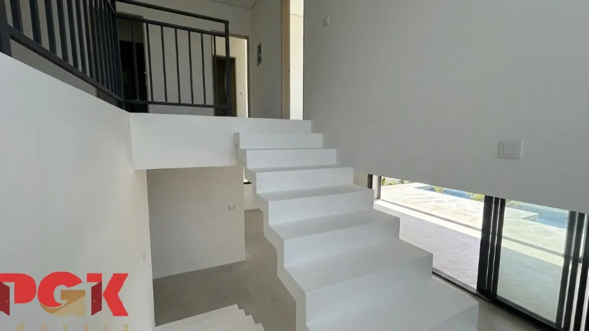 Foto 4 de Casa de Condomínio com 4 quartos à venda, 360m2 em Valinhos - SP