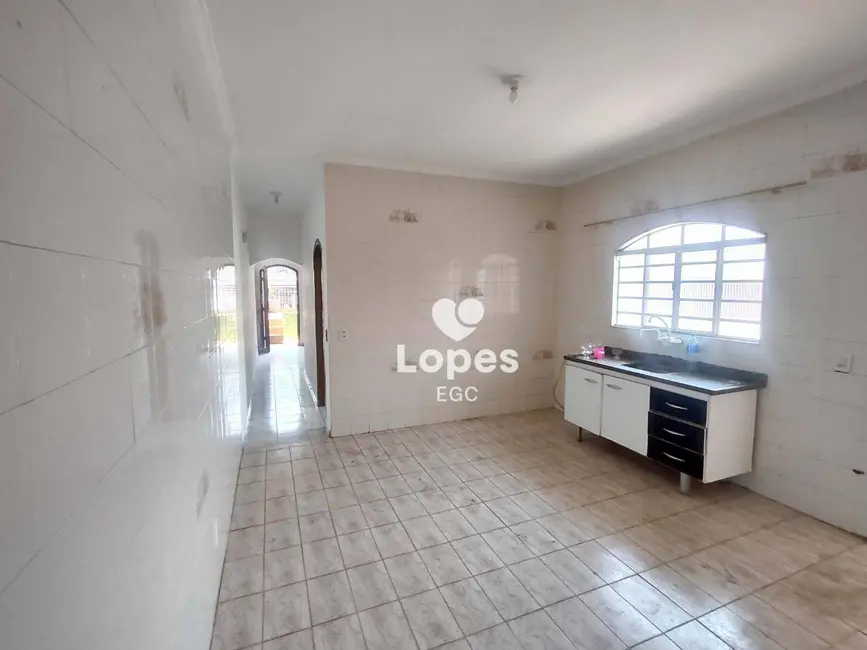 Casa com 3 quartos para alugar, 80m2 em Vila Paulo Silas, São Paulo - SP - imagem 6 Foto 6 de Casa com 3 quartos para alugar, 80m2 em Vila Paulo Silas, São Paulo - SP