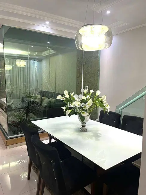 Sobrado com 3 quartos à venda, 140m2 em Capão do Embira, São Paulo - SP - imagem 6 Foto 6 de Sobrado com 3 quartos à venda, 140m2 em Capão do Embira, São Paulo - SP