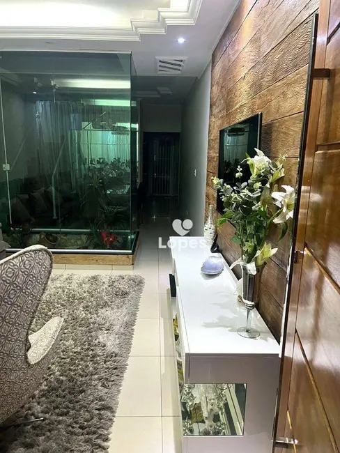 Foto 1 de Sobrado com 3 quartos à venda, 140m2 em Capão do Embira, São Paulo - SP