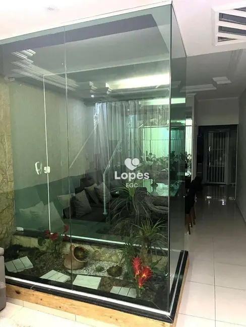 Sobrado com 3 quartos à venda, 140m2 em Capão do Embira, São Paulo - SP - imagem 4 Foto 4 de Sobrado com 3 quartos à venda, 140m2 em Capão do Embira, São Paulo - SP