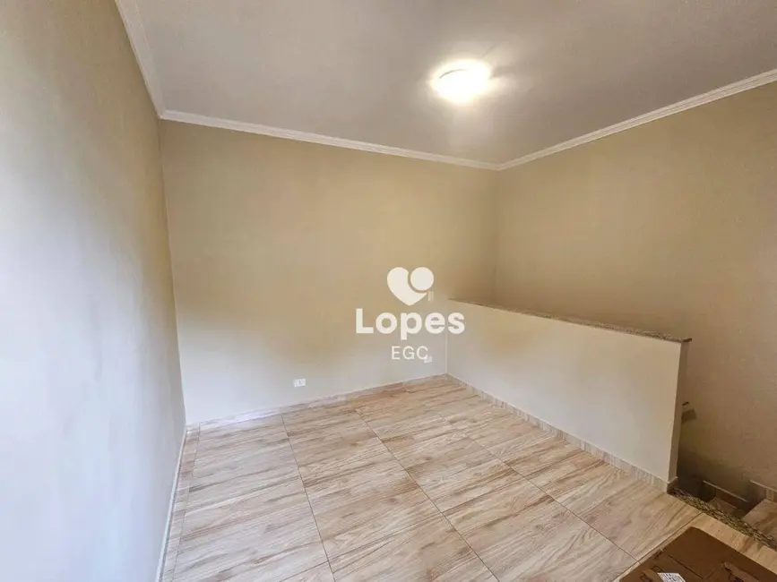 Foto 3 de Sobrado com 1 quarto para alugar, 40m2 em Jardim Teresa, São Paulo - SP