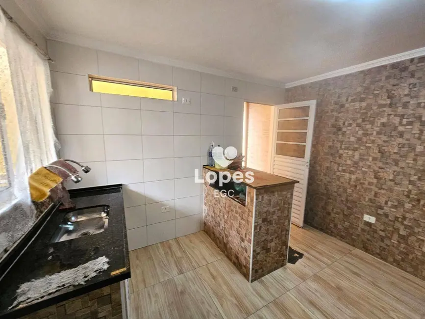 Foto 8 de Sobrado com 1 quarto para alugar, 40m2 em Jardim Teresa, São Paulo - SP