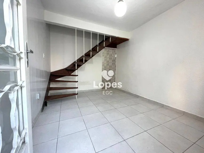 Foto 2 de Sobrado com 2 quartos à venda, 90m2 em Jardim Itália, São Paulo - SP