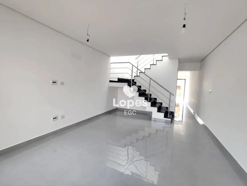 Sobrado com 3 quartos à venda, 150m2 em Vila Alpina, São Paulo - SP - imagem 1 Foto 1 de Sobrado com 3 quartos à venda, 150m2 em Vila Alpina, São Paulo - SP