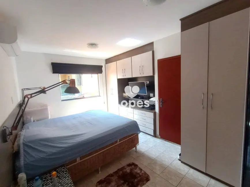 Sobrado com 3 quartos à venda, 340m2 em Parque Residencial Oratorio, São Paulo - SP - imagem 9 Foto 9 de Sobrado com 3 quartos à venda, 340m2 em Parque Residencial Oratorio, São Paulo - SP