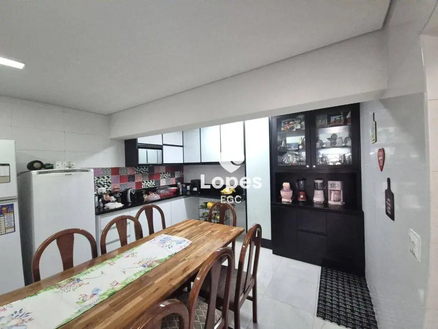 Foto 7 de Sobrado com 2 quartos à venda, 200m2 em Vila Tolstoi, São Paulo - SP