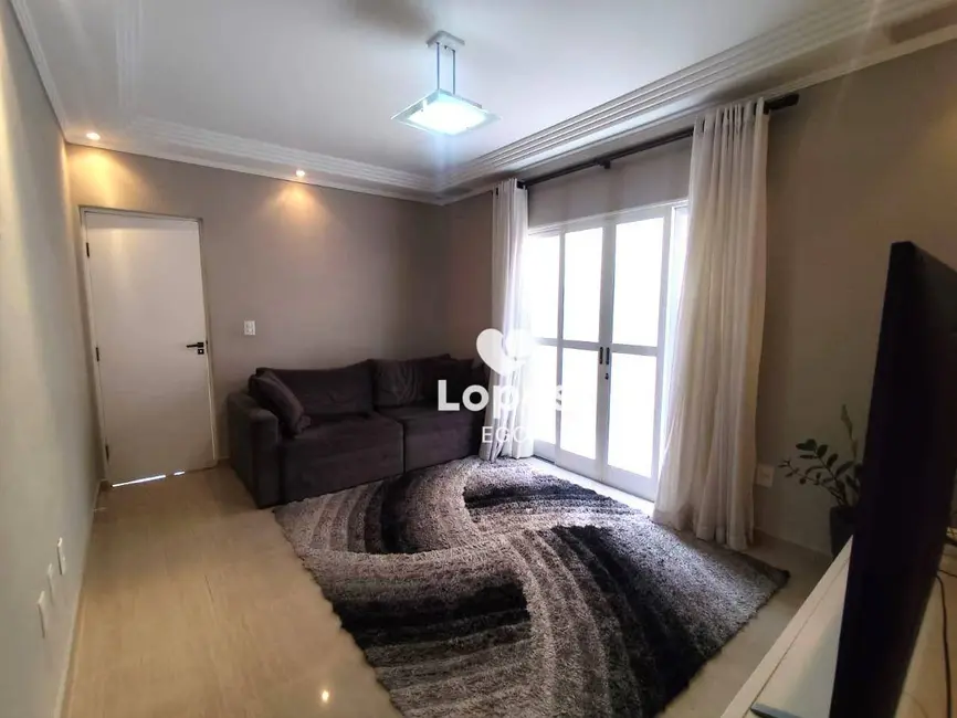 Casa com 2 quartos à venda, 160m2 em Vila Alpina, São Paulo - SP - imagem 2 Foto 2 de Casa com 2 quartos à venda, 160m2 em Vila Alpina, São Paulo - SP