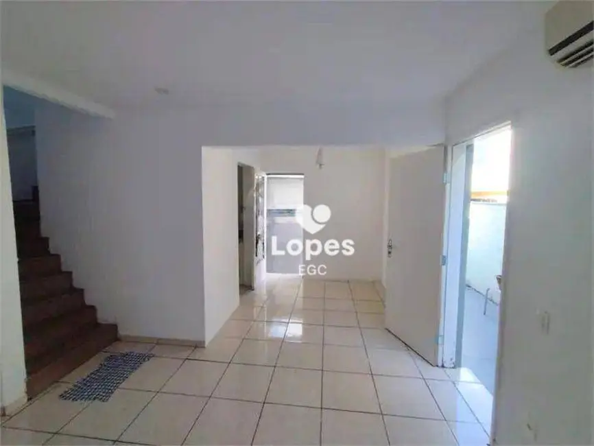 Sobrado com 3 quartos à venda, 145m2 em Parque Residencial Oratorio, São Paulo - SP - imagem 3 Foto 3 de Sobrado com 3 quartos à venda, 145m2 em Parque Residencial Oratorio, São Paulo - SP