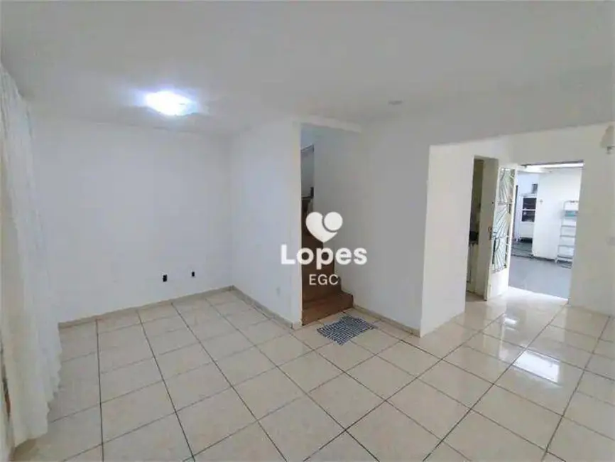 Sobrado com 3 quartos à venda, 145m2 em Parque Residencial Oratorio, São Paulo - SP - imagem 1 Foto 1 de Sobrado com 3 quartos à venda, 145m2 em Parque Residencial Oratorio, São Paulo - SP