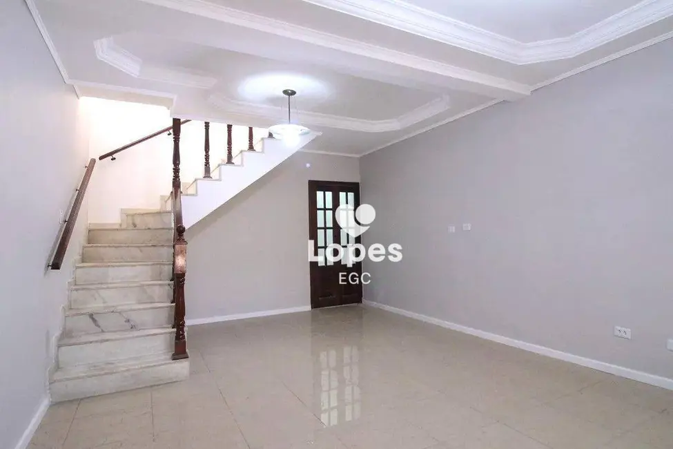 Foto 2 de Sobrado com 4 quartos para alugar, 200m2 em Vila dos Minérios, São Paulo - SP