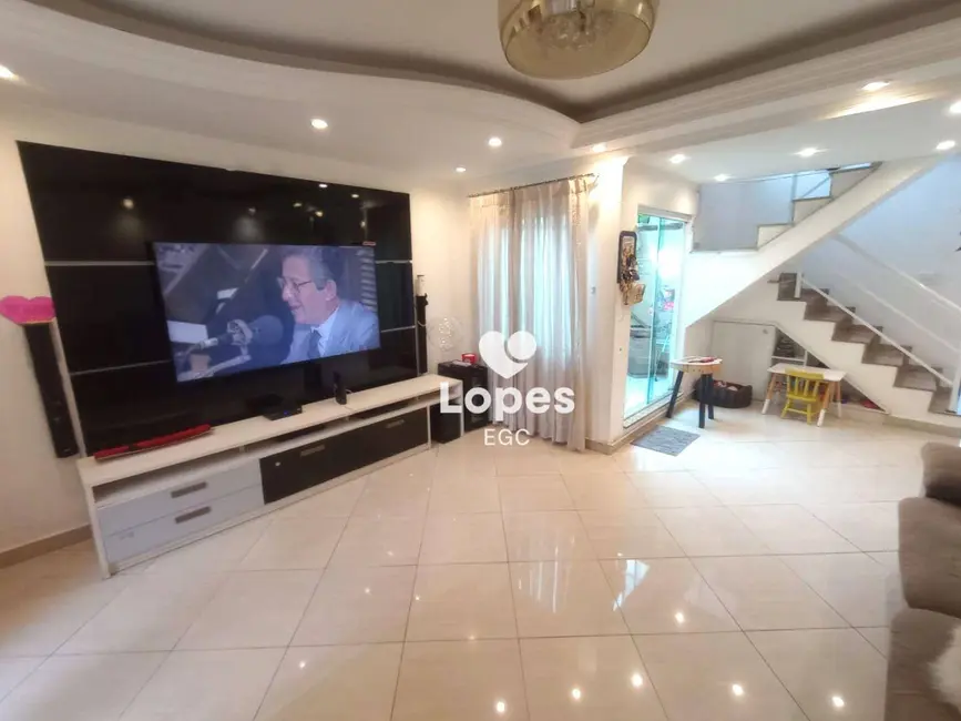 Foto 1 de Sobrado com 3 quartos à venda, 125m2 em Jardim Teresa, São Paulo - SP