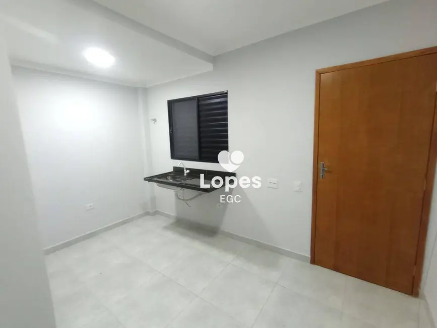 Foto 2 de Apartamento com 1 quarto para alugar, 27m2 em Vila Paulo Silas, São Paulo - SP
