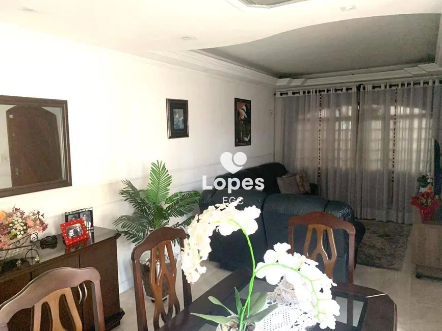 Sobrado com 3 quartos para alugar, 150m2 em Chácara Belenzinho, São Paulo - SP - imagem 4 Foto 4 de Sobrado com 3 quartos para alugar, 150m2 em Chácara Belenzinho, São Paulo - SP