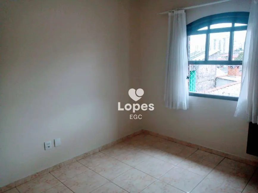 Sobrado com 5 quartos à venda, 250m2 em Vila Cleonice, São Paulo - SP - imagem 7 Foto 7 de Sobrado com 5 quartos à venda, 250m2 em Vila Cleonice, São Paulo - SP