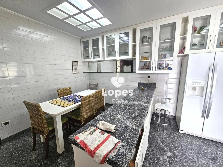 Sobrado com 4 quartos à venda, 280m2 em Cidade Continental, São Paulo - SP - imagem 8 Foto 8 de Sobrado com 4 quartos à venda, 280m2 em Cidade Continental, São Paulo - SP