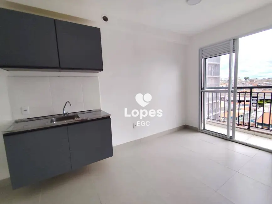 Foto 3 de Apartamento com 1 quarto para alugar, 28m2 em Vila Tolstoi, São Paulo - SP