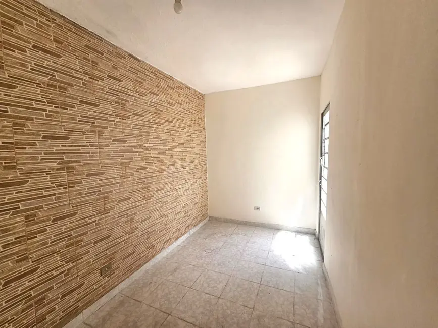 Casa com 1 quarto para alugar, 40m2 em Vila Ivg, São Paulo - SP - imagem 1 Foto 1 de Casa com 1 quarto para alugar, 40m2 em Vila Ivg, São Paulo - SP