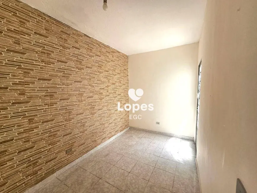 Foto 2 de Casa com 1 quarto para alugar, 40m2 em Vila Ivg, São Paulo - SP