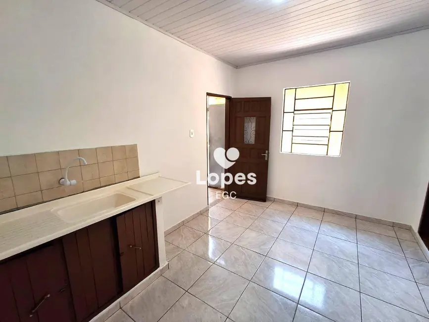 Foto 6 de Casa com 1 quarto para alugar, 30m2 em Vila Divina Pastora, São Paulo - SP