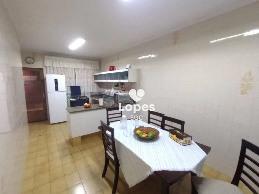 Foto 7 de Sobrado com 5 quartos à venda, 250m2 em Parque Santa Madalena, São Paulo - SP