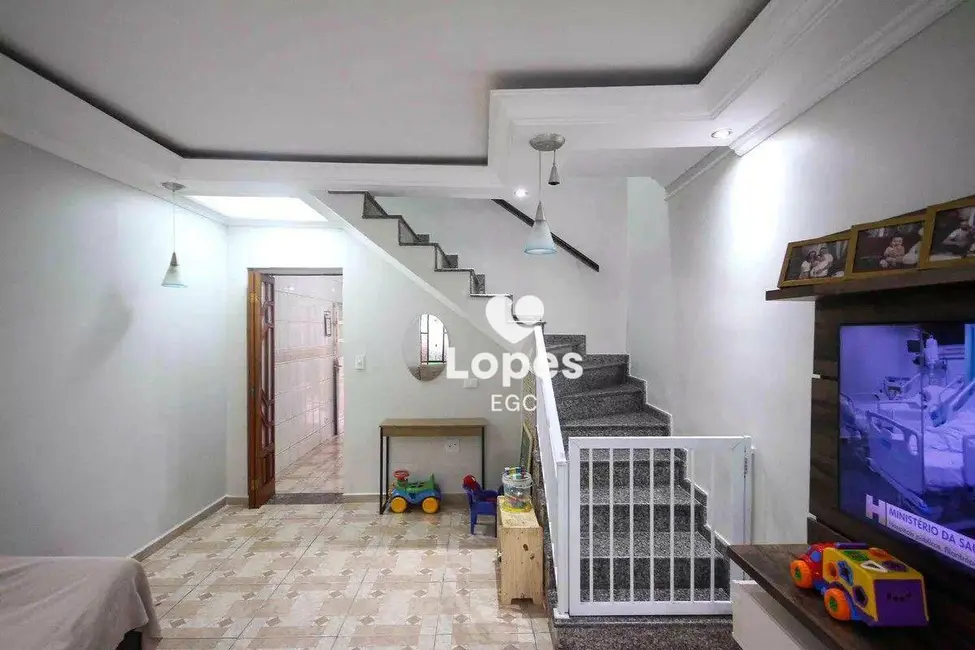 Sobrado com 2 quartos à venda, 180m2 em Vila Nova, São Paulo - SP - imagem 2 Foto 2 de Sobrado com 2 quartos à venda, 180m2 em Vila Nova, São Paulo - SP