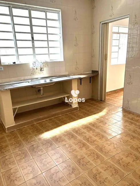 Foto 6 de Casa com 2 quartos para alugar, 45m2 em Jardim Teresa, São Paulo - SP
