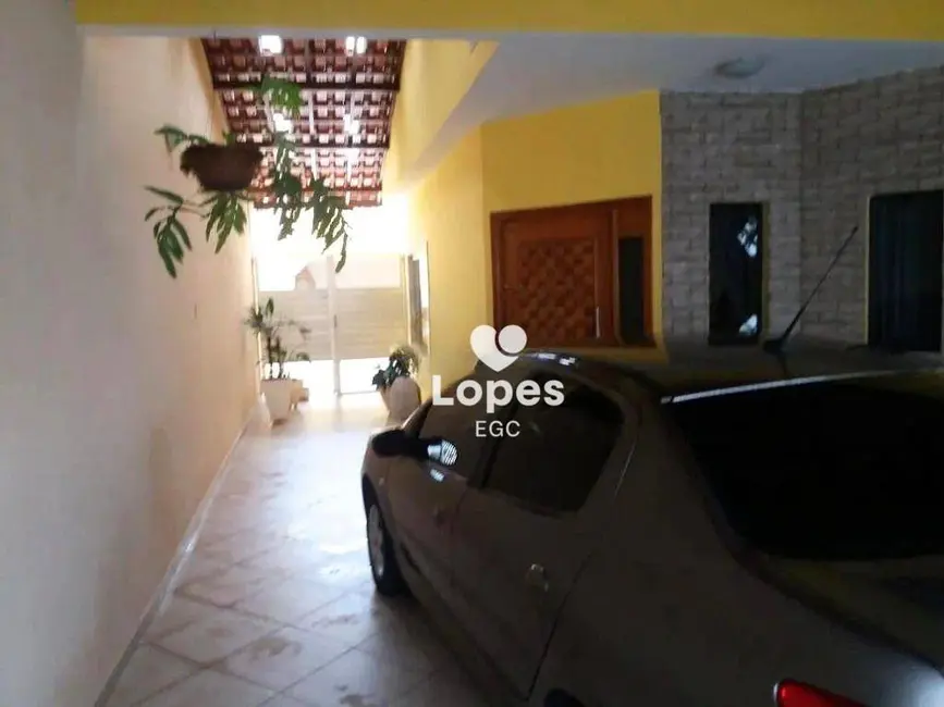 Foto 3 de Casa com 3 quartos à venda, 240m2 em Vila Divina Pastora, São Paulo - SP