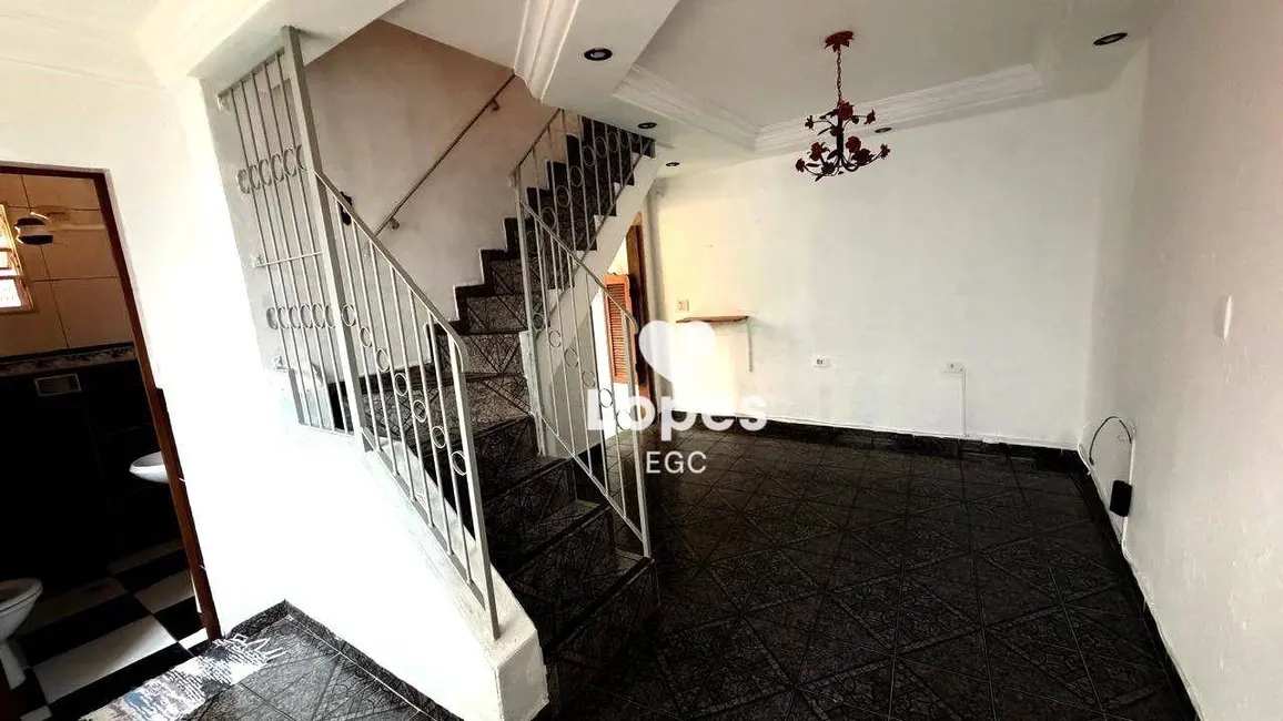 Foto 1 de Sobrado com 2 quartos à venda, 110m2 em Sítio Pinheirinho, São Paulo - SP