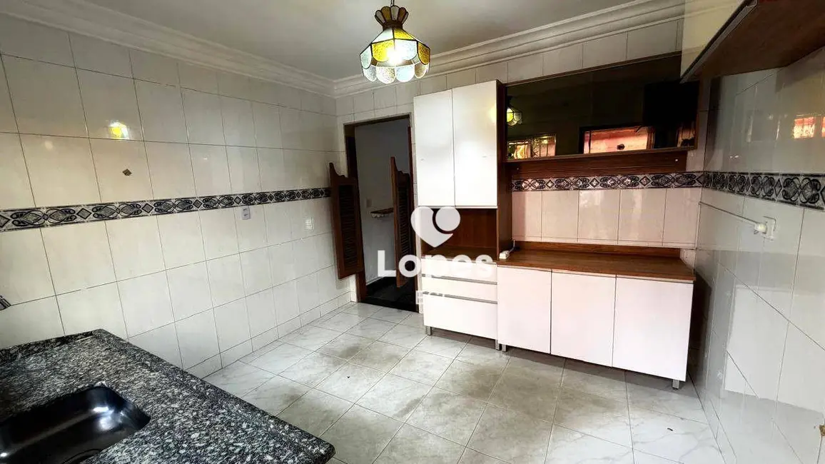Foto 4 de Sobrado com 2 quartos à venda, 110m2 em Sítio Pinheirinho, São Paulo - SP