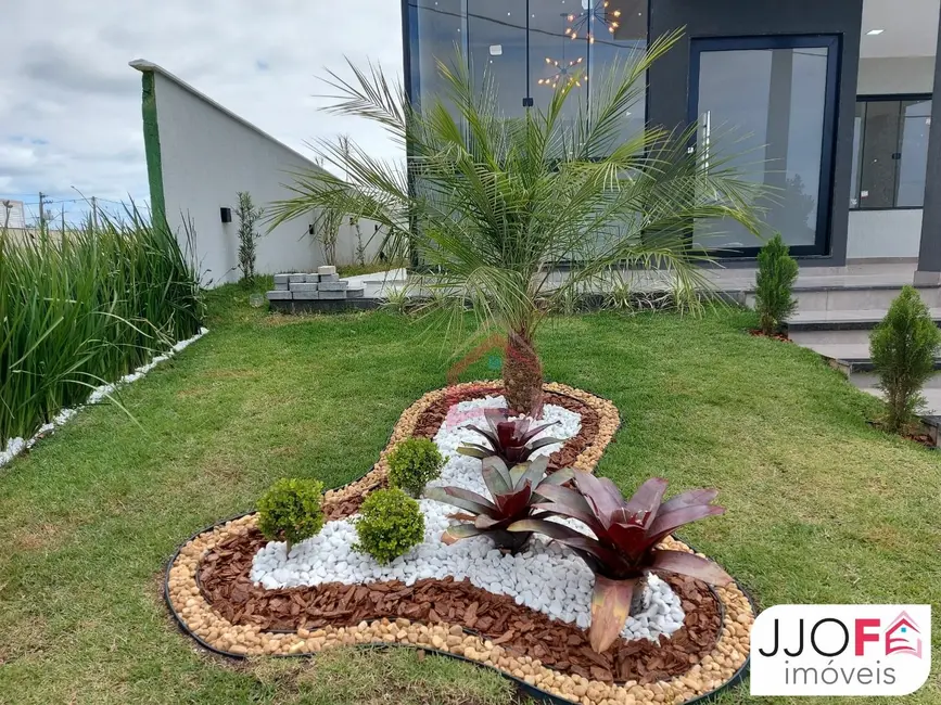 Foto 3 de Casa de Condomínio com 3 quartos à venda, 179m2 em Marica - RJ