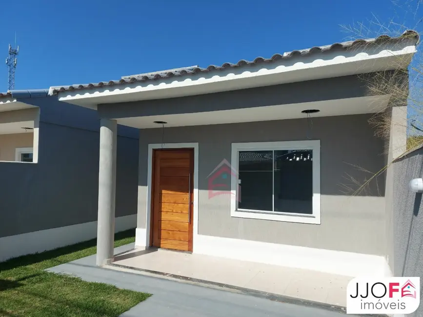 Foto 2 de Casa com 2 quartos à venda, 70m2 em Jardim Atlântico Central (Itaipuaçu), Marica - RJ